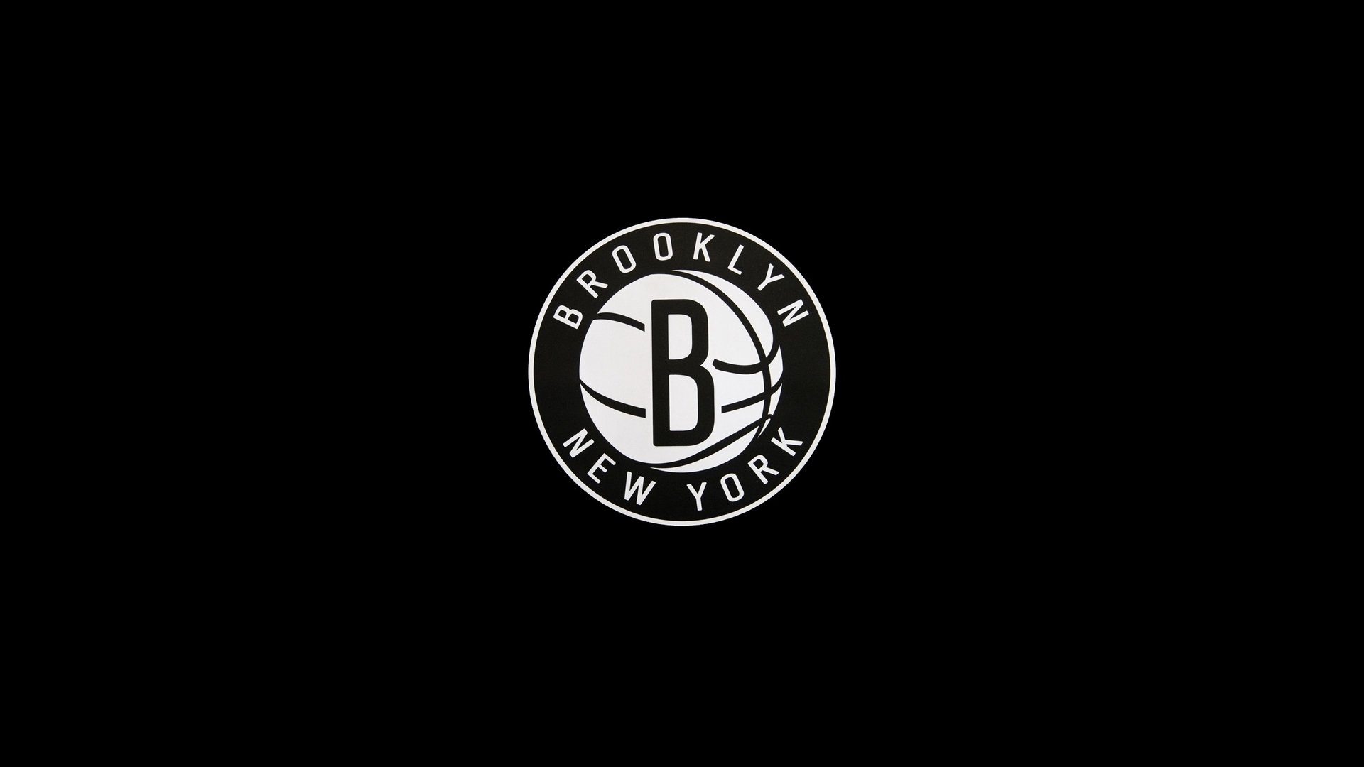 NBA球员表现高低起伏的周期性与体能储备关联，nba球员身体巅峰期