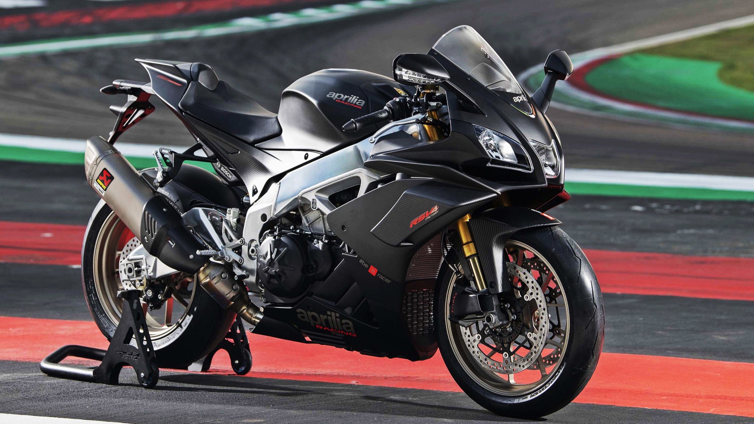 德甲速度为王：瞬间突袭，胜负在一线！，德甲速度排名